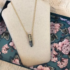 Stella & Dot Legend Pendant Necklace